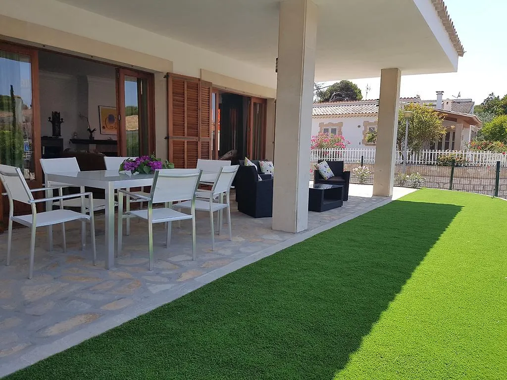 Villa Bugambilia Muro  0*,
